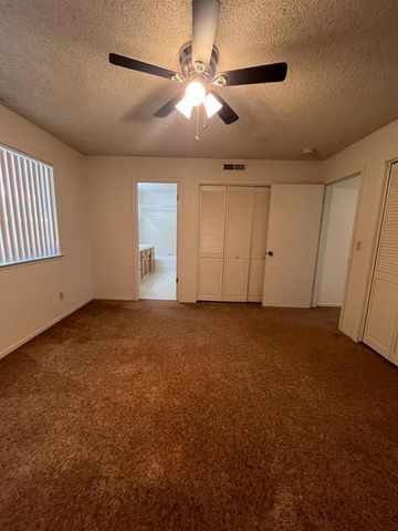 763 E Robin Lane, Fresno, CA 93730