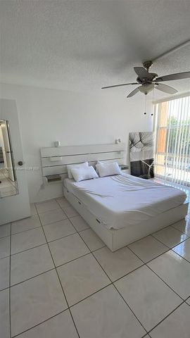 200 172nd St 420, Sunny Isles Beach, FL 33160