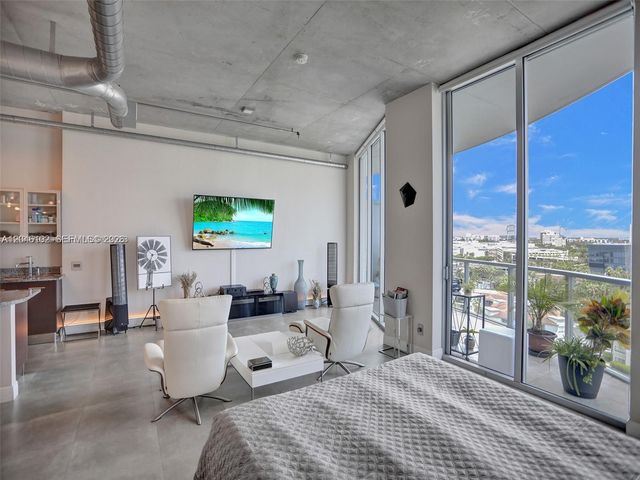 3029 NE 188th St 1024, Aventura, FL 33180