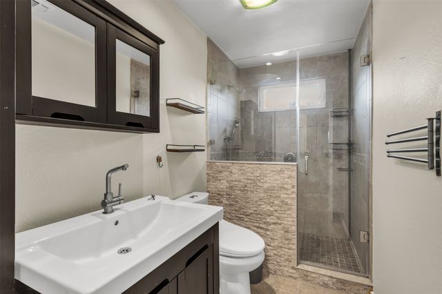 3020 Garden Ridge Court, Plano, TX 75025