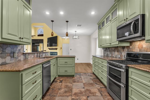 3020 Garden Ridge Court, Plano, TX 75025