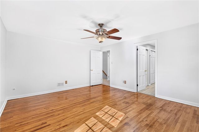 195 Gateshead Dr, Peters Twp, PA 15317