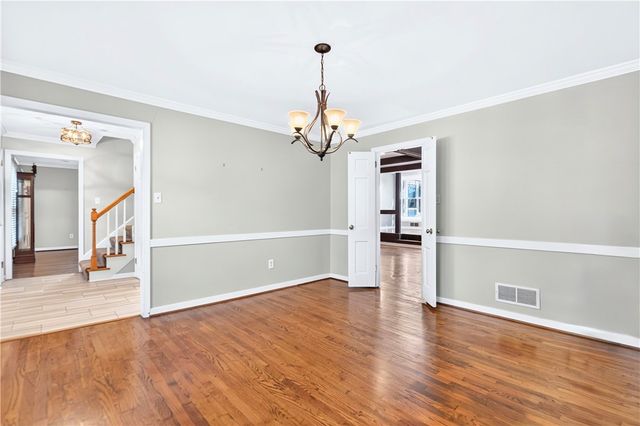 195 Gateshead Dr, Peters Twp, PA 15317