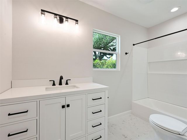 7611 Oak Hedge PL, Austin, TX 78745