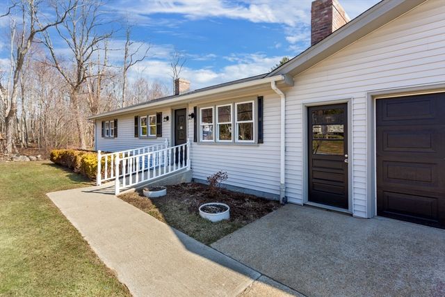 66 Old Chestnut Hill Rd, Millville, MA 01529