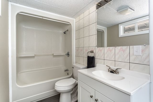 66 Old Chestnut Hill Rd, Millville, MA 01529