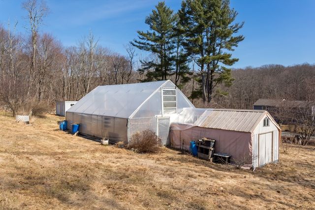 66 Old Chestnut Hill Rd, Millville, MA 01529