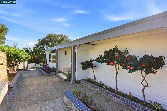 128 128 Diablo View Dr, Orinda, CA 94563