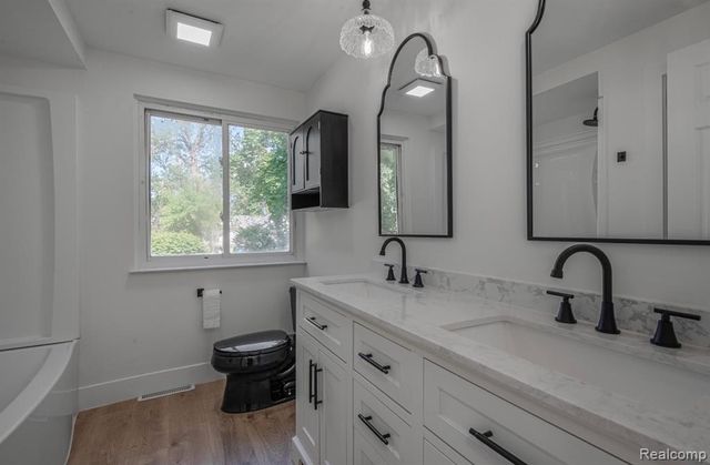 8965 Van Gordon Street, White Lake, MI 48386