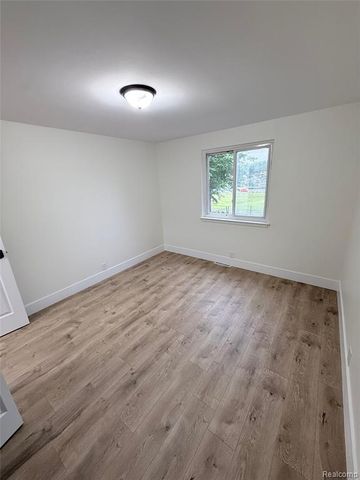 8965 Van Gordon Street, White Lake, MI 48386