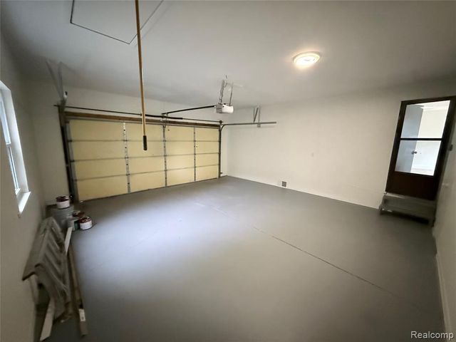 8965 Van Gordon Street, White Lake, MI 48386