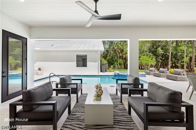 3475 3rd AVE SW, Naples, FL 34117