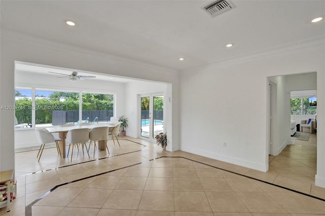 2025 Alamanda Dr, North Miami, FL 33181