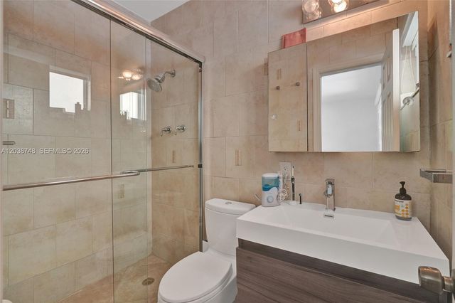 2025 Alamanda Dr, North Miami, FL 33181