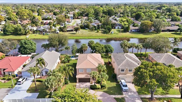 2462 Westmont Place, Royal Palm Beach, FL 33411