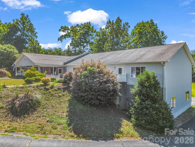 354 Woodland Drive, Columbus, NC 28722