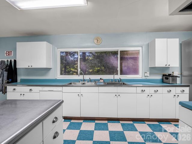 354 Woodland Drive, Columbus, NC 28722