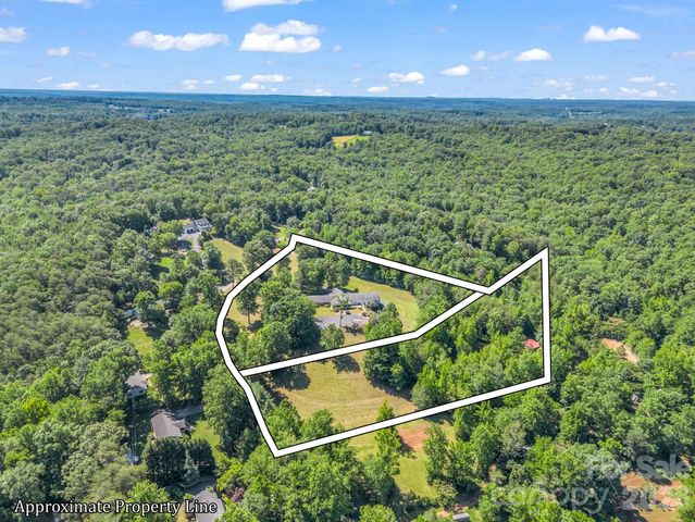 354 Woodland Drive, Columbus, NC 28722