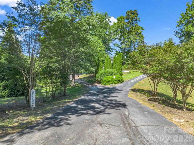 354 Woodland Drive, Columbus, NC 28722
