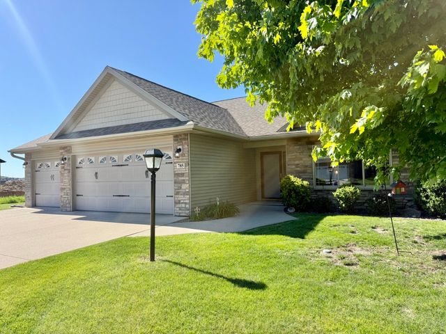 785 Yorkshire Street, North Liberty, IA 52317