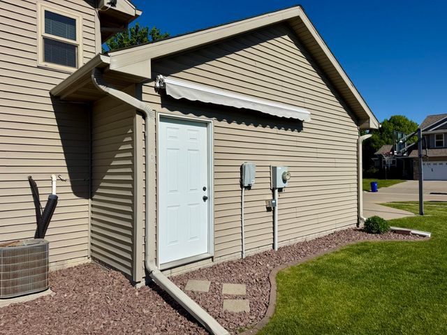 785 Yorkshire Street, North Liberty, IA 52317