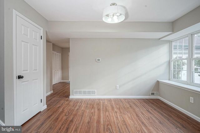 33 WINDINGBROOK DR, Atco, NJ 08004