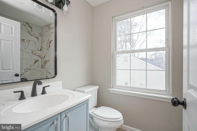 33 WINDINGBROOK DR, Atco, NJ 08004