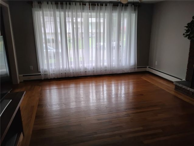 14 Elmhurst Drive, Smithfield, RI 02828
