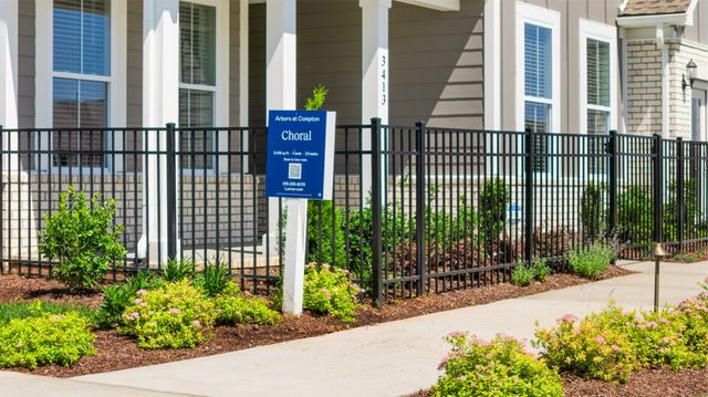 2001 Daniel Johnson Way, Clarksville, TN 37043