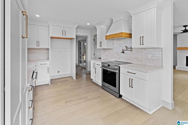 4616 OLD LOONEY MILL ROAD, Birmingham, AL 35243