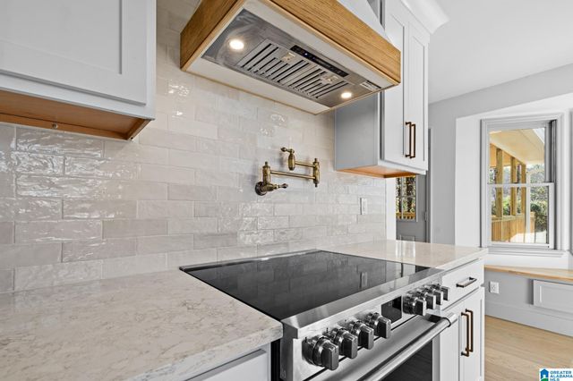 4616 OLD LOONEY MILL ROAD, Birmingham, AL 35243