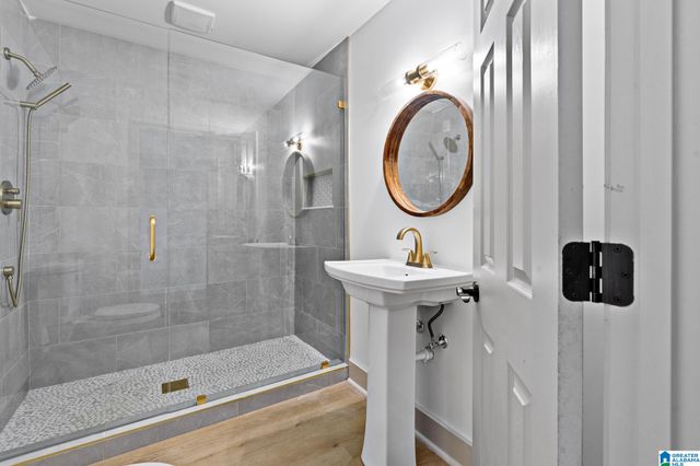 4616 OLD LOONEY MILL ROAD, Birmingham, AL 35243