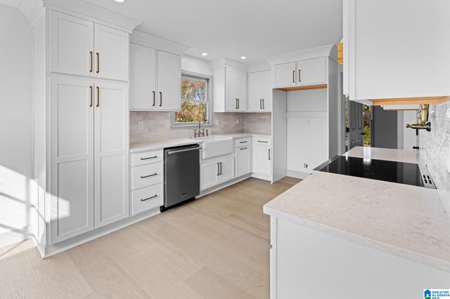 4616 OLD LOONEY MILL ROAD, Birmingham, AL 35243