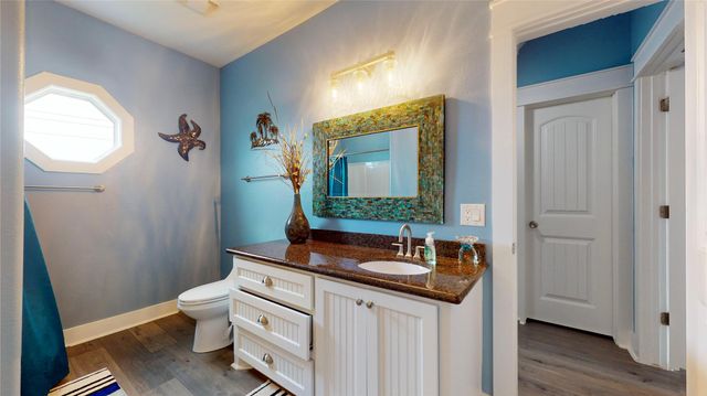 997 Austin Street, Gilchrist, TX 77617