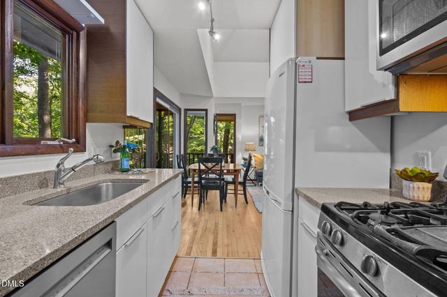 838 Shadylawn Road, Chapel Hill, NC 27514
