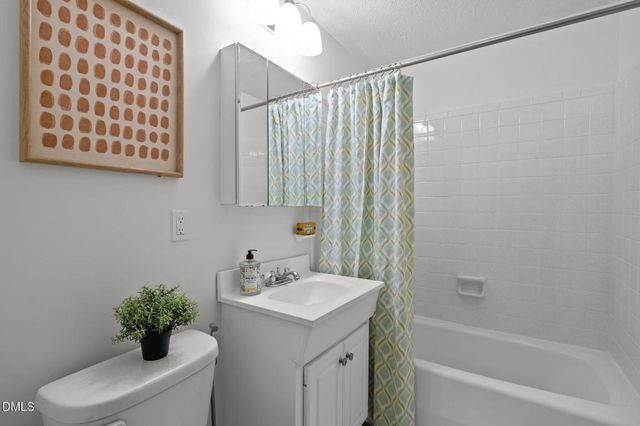 838 Shadylawn Road, Chapel Hill, NC 27514
