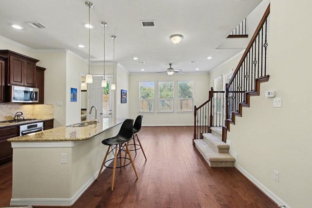 10022 Spring Shadows Park Circle, Houston, TX 77080