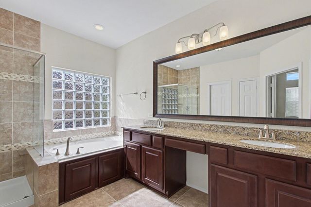 10022 Spring Shadows Park Circle, Houston, TX 77080