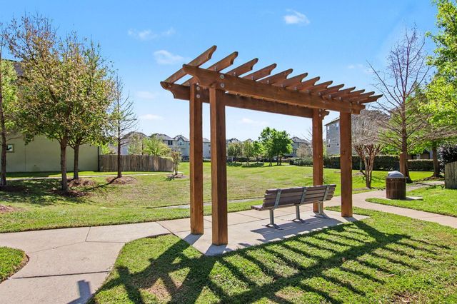 10022 Spring Shadows Park Circle, Houston, TX 77080