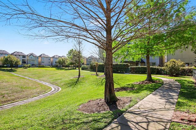 10022 Spring Shadows Park Circle, Houston, TX 77080