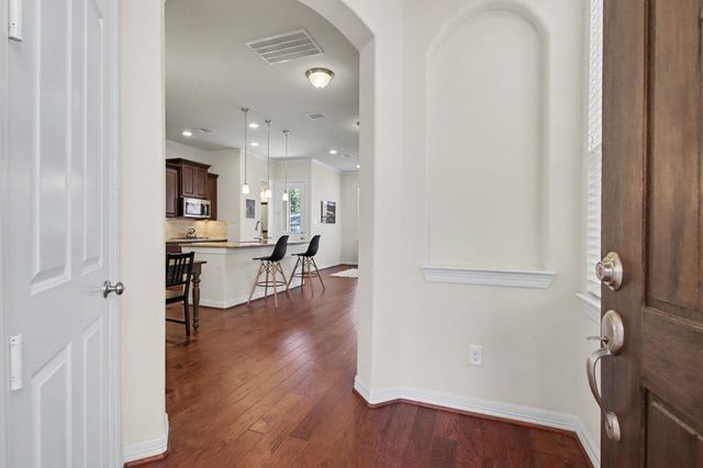 10022 Spring Shadows Park Circle, Houston, TX 77080