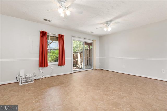 8214 RAMSEUR PL, Manassas, VA 20109