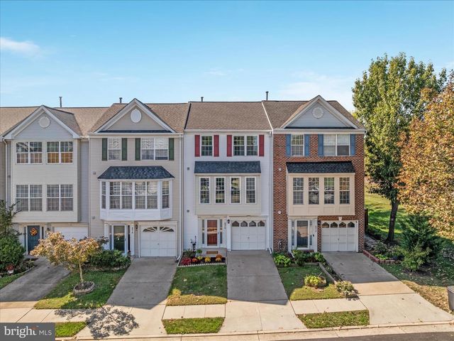 8214 RAMSEUR PL, Manassas, VA 20109