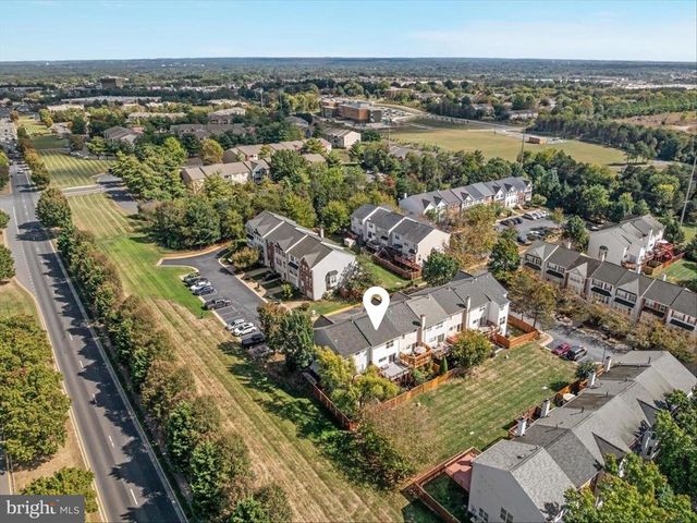 8214 RAMSEUR PL, Manassas, VA 20109