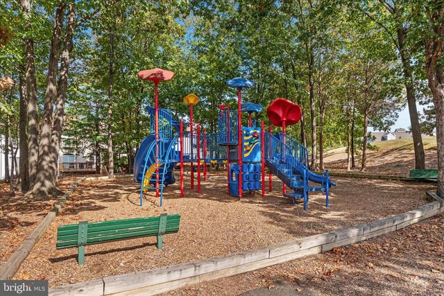 8214 RAMSEUR PL, Manassas, VA 20109