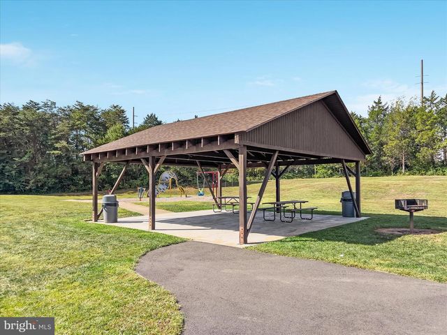 8214 RAMSEUR PL, Manassas, VA 20109