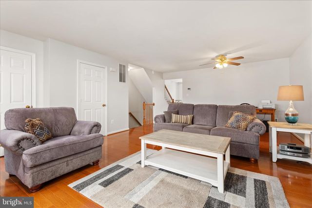 8214 RAMSEUR PL, Manassas, VA 20109