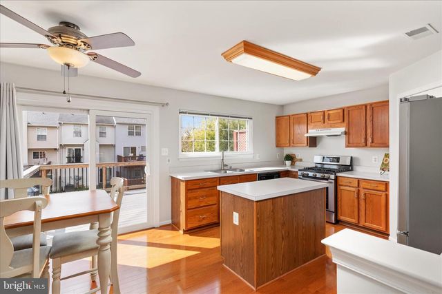 8214 RAMSEUR PL, Manassas, VA 20109