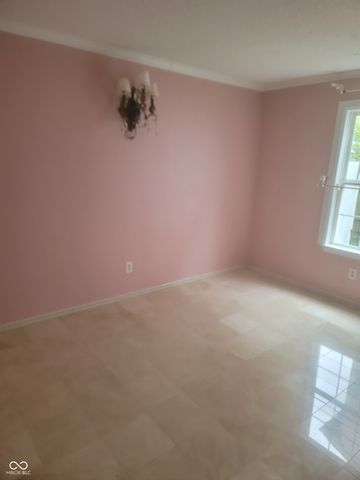 10322 Draycott Avenue, Indianapolis, IN 46236