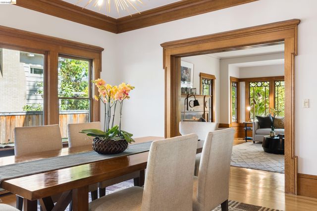 2909 Forest Ave, Berkeley, CA 94705